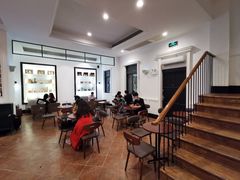 大堂-星巴克臻选(广州沙面店)