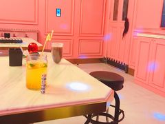 -范特西FANTASY量贩式KTV(民主广场店)