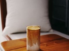 -Line 咖啡(石厦花园店)