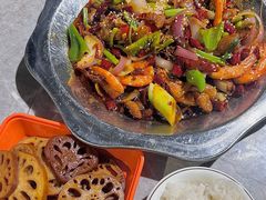 -休记光头香辣蟹干锅店(衣冠庙店)