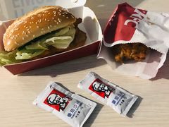 鸡腿堡-肯德基(南站店)