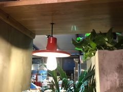 -HIGH FIVE哈福手工汉堡(桂林路店)