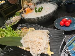 -湊湊火锅·茶憩(打浦桥日月光店)