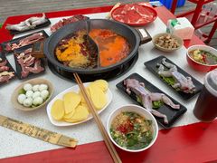 -老张记鲜切牛肉自助火锅(龙光世纪中心店)