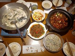 -格塘人家·山泉水煮鱼(望兴家园店)