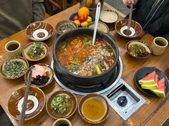 -贵厨酸汤牛肉(花果园国际中心店)