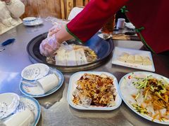 -屯老二农家铁锅炖(天津总店)