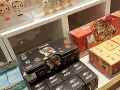 -泡泡玛特POPMART(蓝色港湾店)