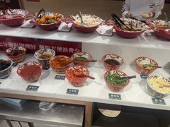 -老牌坊云南鱼豆花火锅(哈西万达店)