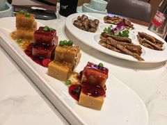 -梅利汴京烤鸭•开封豫菜地标店(东司门店)