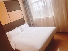 -全季酒店(成都春熙路IFS国金中心店)