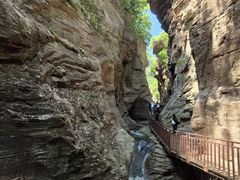 -龙潭大峡谷