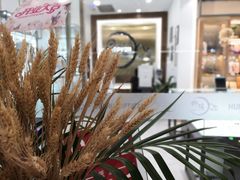 门面-回瑞眼镜·蔡司·依视路官方授权店(广益路万达店)