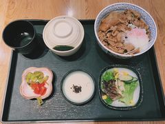 -牛気·越光米牛肉饭(水游城店)