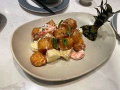 菠萝油条虾-鹿港小镇(金虹桥国际中心店)
