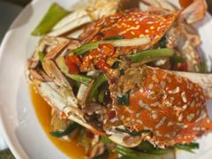 -三亚火车头万人海鲜广场