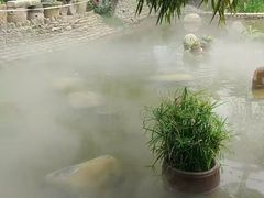 -青瓦房古村落