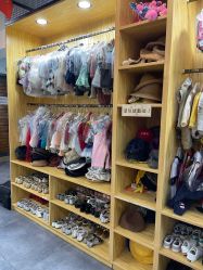 试衣间-童年儿童摄影(大连店)