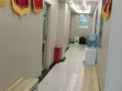 -瑞鹏宠物医院(大运分院)