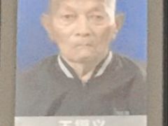 -侵华日军南京大屠杀遇难同胞纪念馆-停车场