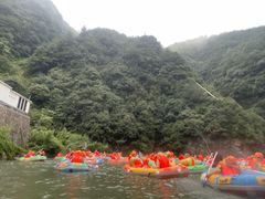 -安吉龙王山峡谷漂流