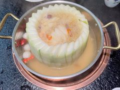 -得意咚瓜·顺德鱼生·冬瓜火锅(深圳首店)