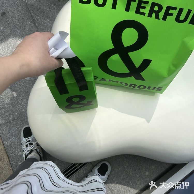 人潮涌动的B&C🥯