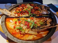 -鸣记脆皮烤鱼·海鲜烤鱼(三八广场店)