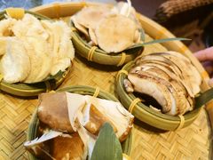 -慢丽江·云南野生菌土鸡锅(西山店)