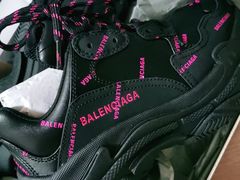 -BALENCIAGA(德基广场店)