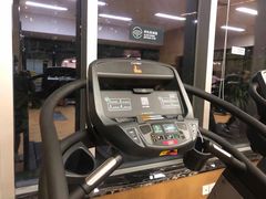 -乐刻运动健身(新浩e都店)