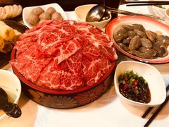 -鲜入围煮花胶鸡海鲜火锅