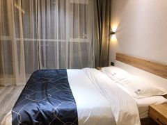 -蓝希酒店·天津河东万达广场店(天津武警医院店)