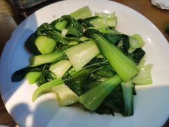 猪油渣小白菜-深巷家味馆.湖北头牌红烧鱼头拌饭(黄陂店)