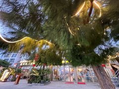 -鹏城人家海鲜酒家·23年老字号(较场尾店)