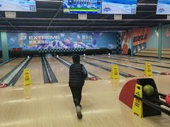 -极限PLAY运动娱乐新世界·团建派对潮玩休闲馆·室内蹦极高空游乐园