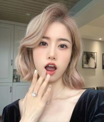 -卡尔诗·科技美肤连锁