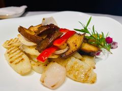 -皇冠明珠鱼翅楼(水上公园店)