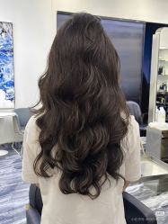 -首脑美发沙龙