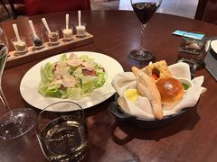 -恰餐厅及酒吧 CHAR Bar & Grill (北京丽都皇冠假日店)