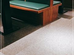 卡座-青年公社烤鸭(宝杨宝龙广场店)