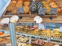 -焙丽拾光(麦凯乐直营店)