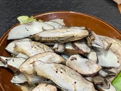 见手青-阿山卓·野生菌火锅·纳西火塘烤肉