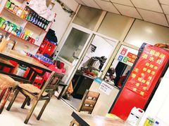 大堂-二钢串叔麻辣烫(华龙大厦店)