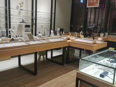 -无界眼镜MaxLess(滨江星光大道店)