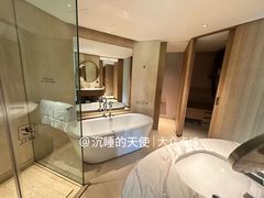 -上海佘山世茂艾美酒店