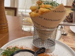 -Mark&Mars Restaurant