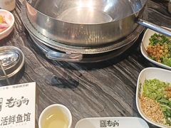 -老船舫·现做活鲜鱼馆(东郊记忆店)