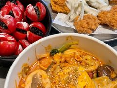 -W COLLECTIVE  DESSERT SHOP