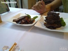 酱牛展+熏鱼-上海老站(徐家汇店)
